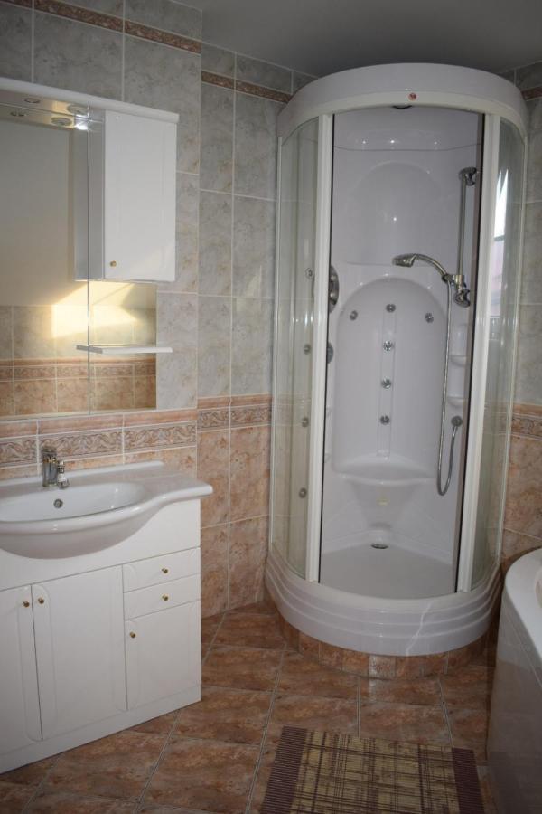 Comenius Apartments - Apartmany Na Rohu Svidnik Dış mekan fotoğraf